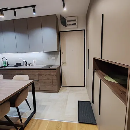 Wind Star Apartment *