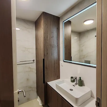 アパート Wind Star *